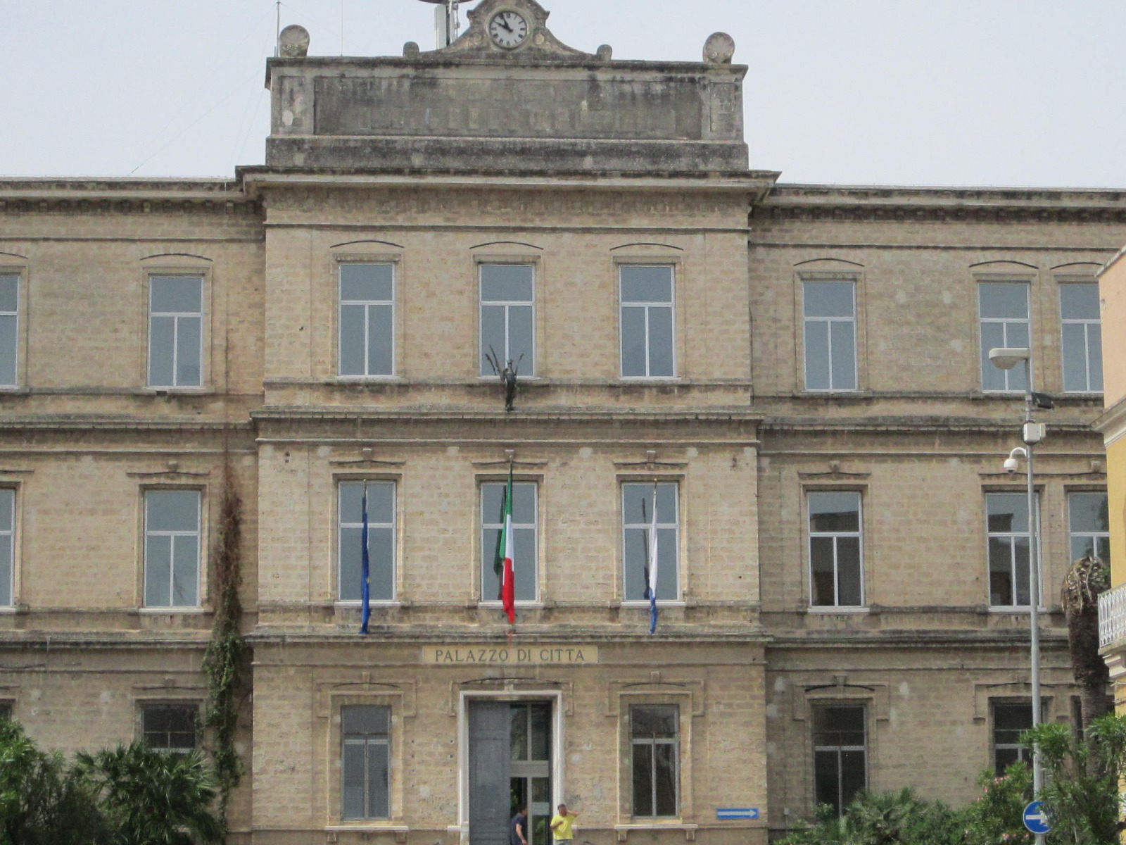 Obbligo di iscrizione nelle liste di leva dei giovani nati nell'anno 2009